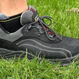 Sneaker sokken in voordelige bundel van 6 paar. Voorzien van lipje om te voorkomen dat je sokken onder je voeten glijden.